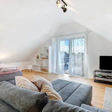 Dachstudio Am Donau Rad Weg 아파트 테건하임